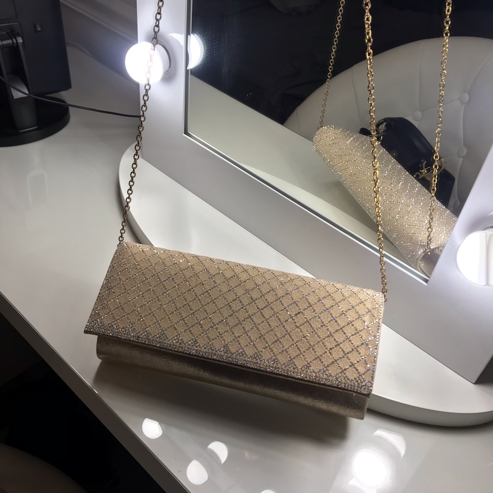 Sparkly clutch